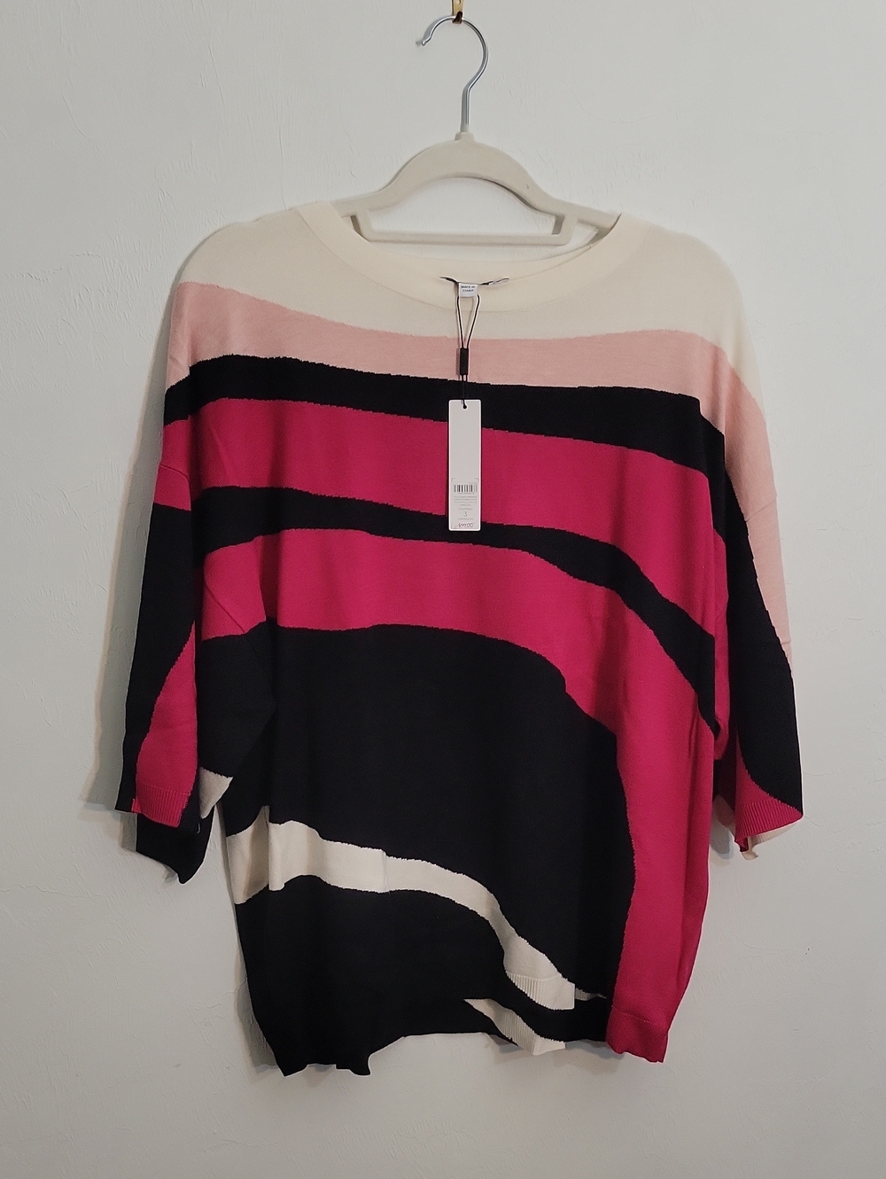 Chico's Pink, Black & Cream Colorblock Short Sleeve Sweater